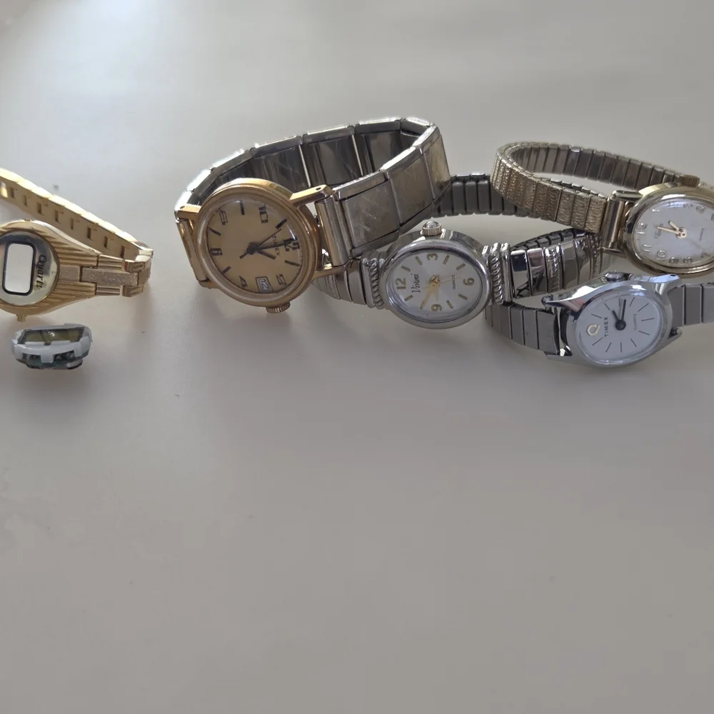 Vintage Lot Of Watches For Repair Or Parts Timex Vivani